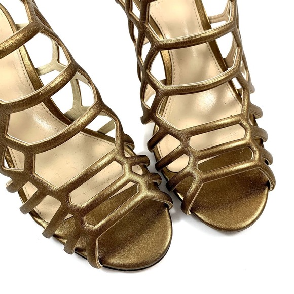 VINCE CAMUTO gold leather caged high heel shoes - Picture 3 of 16